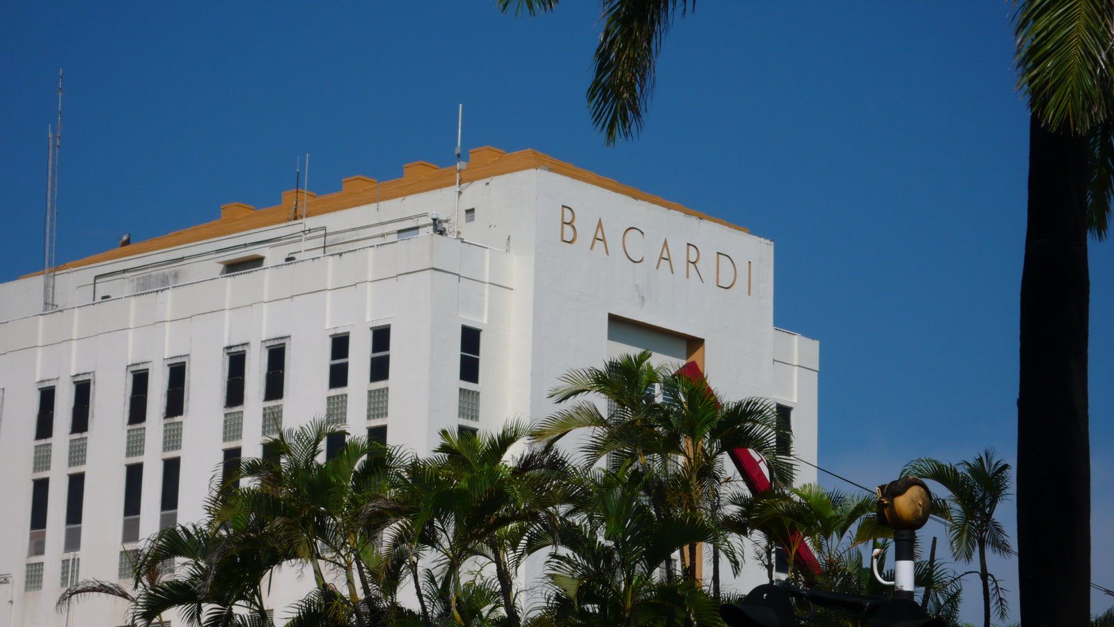 Local business activation — Destination · Cataño, Puerto Rico